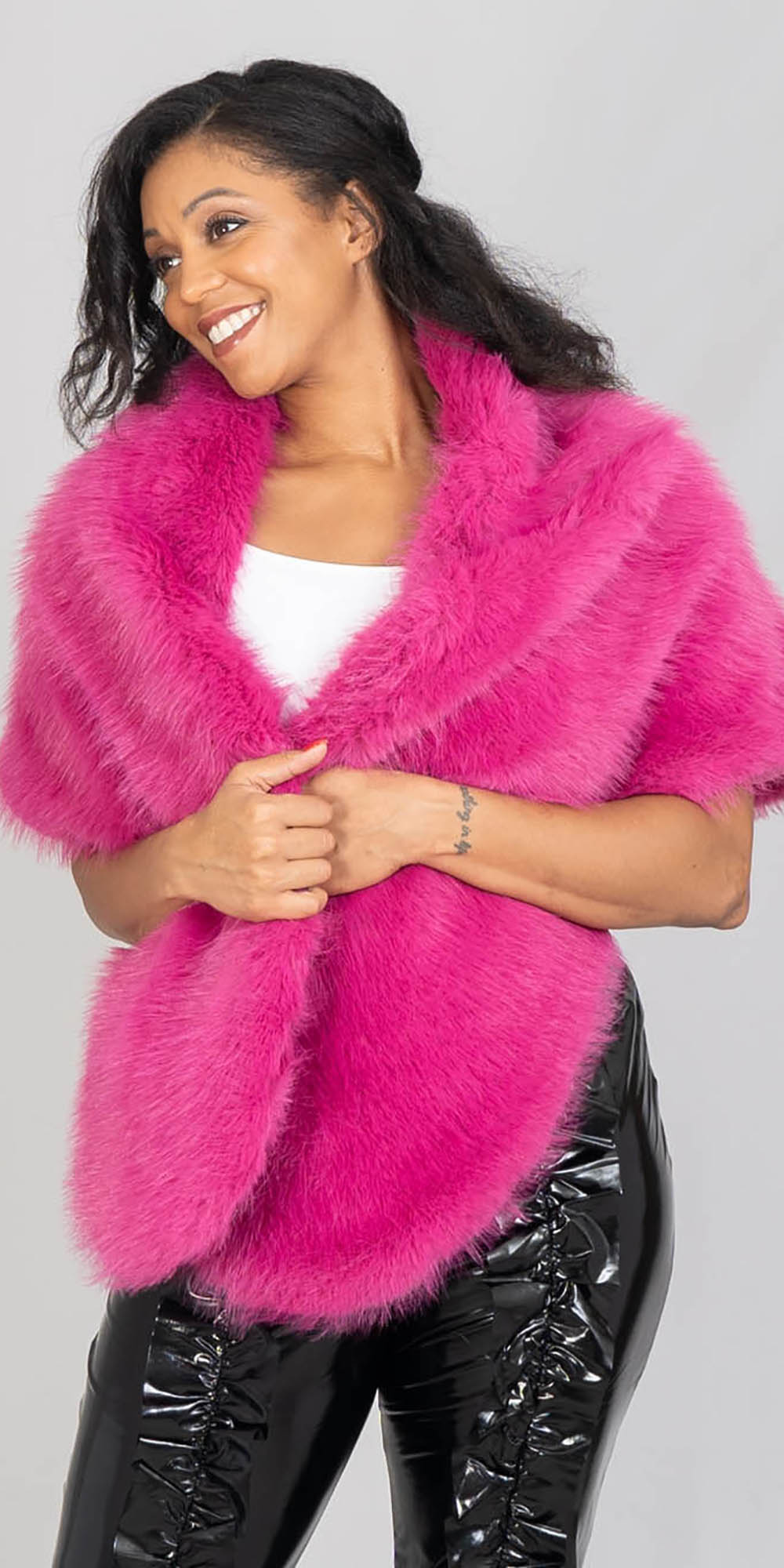 Fashion HX301 - Fuchsia - Faux Fur Cape