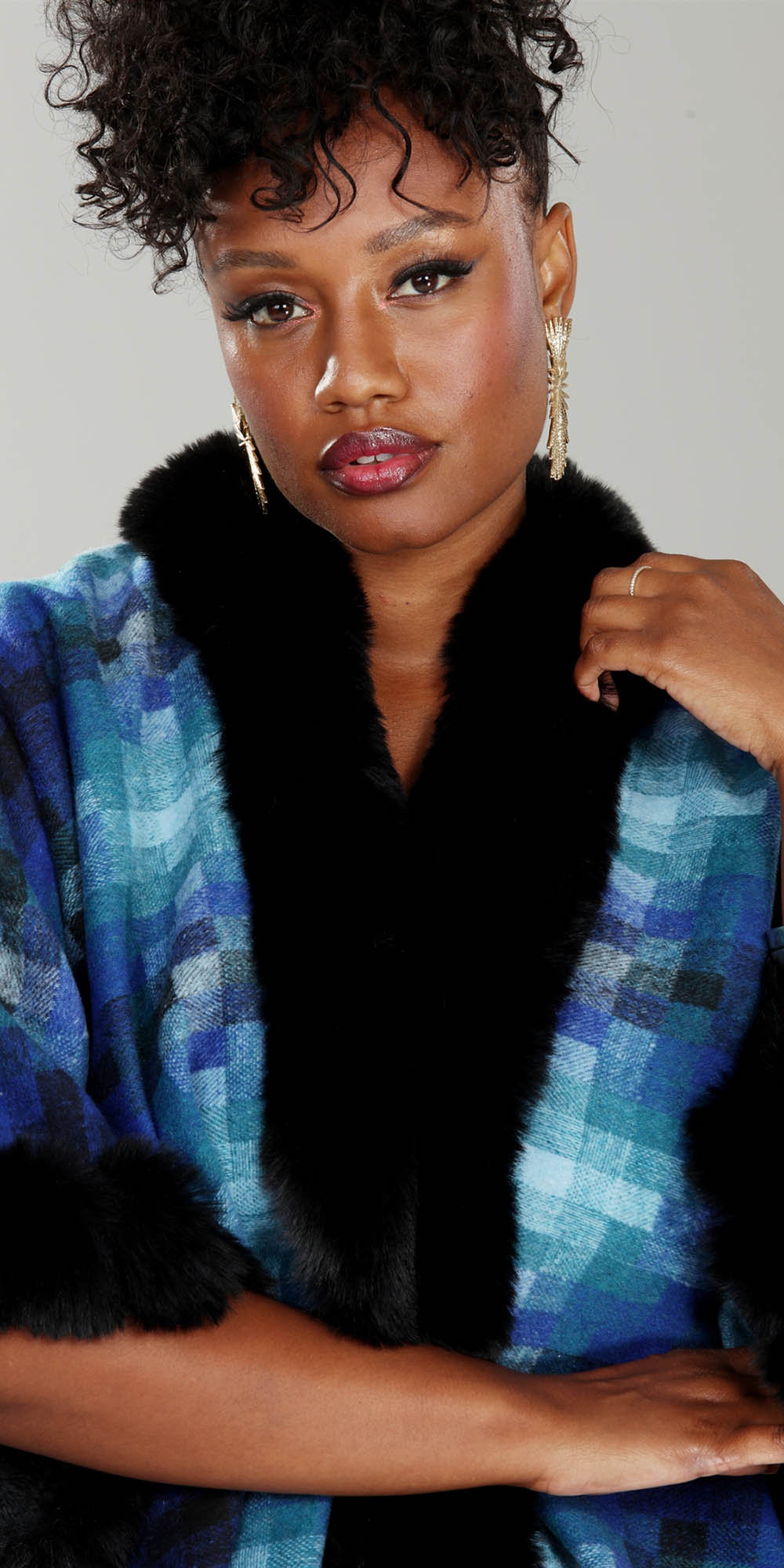 Luxe Moda LM232 - Blue - Print Faux Fur Trimmed Cape