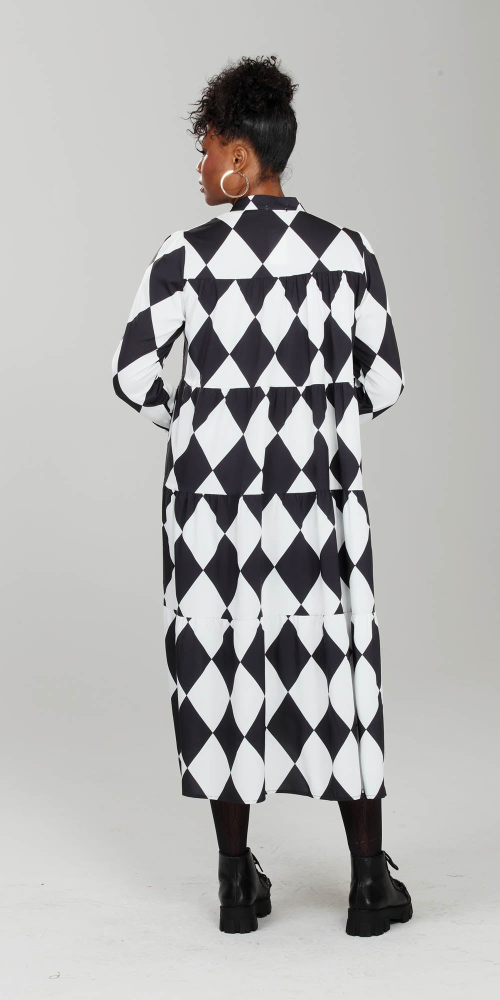 Luxe Moda - LM217 Black White - Checker Print Tiered Button-front Dress