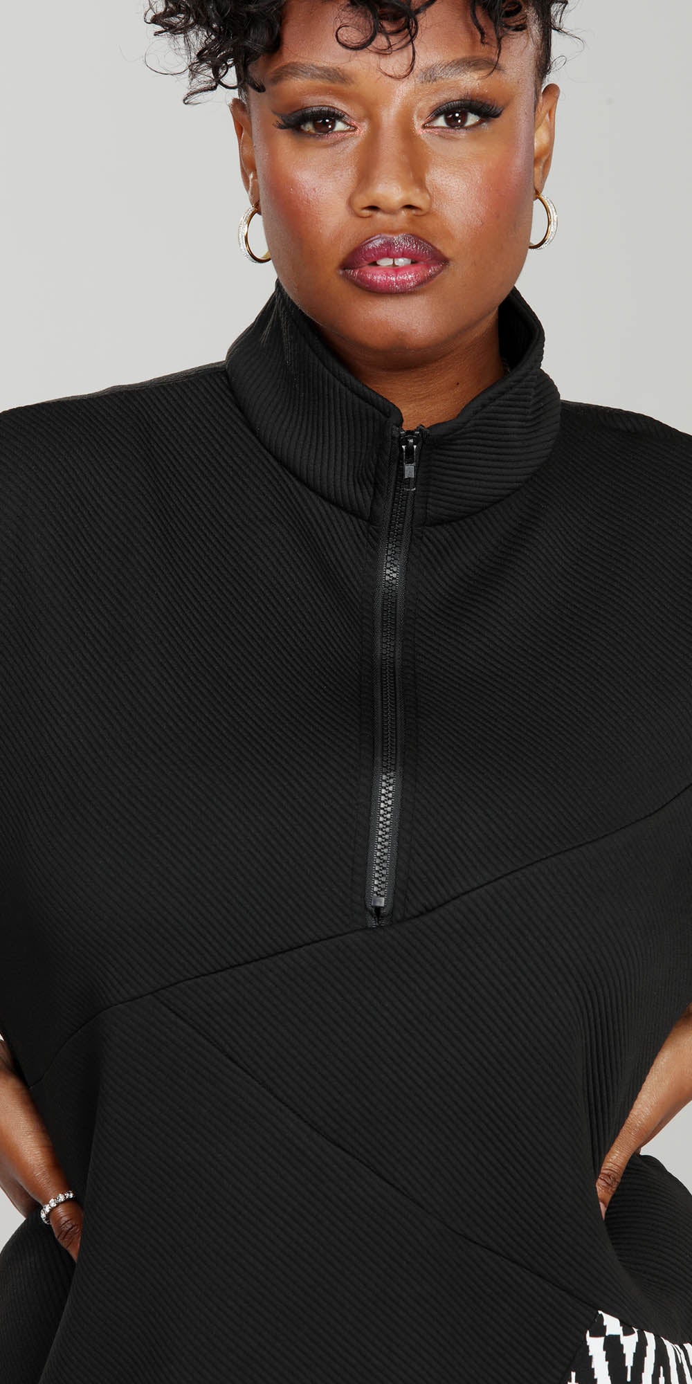 Luxe Moda - LM219 - Black White - Print Knit Zip Collar Dress