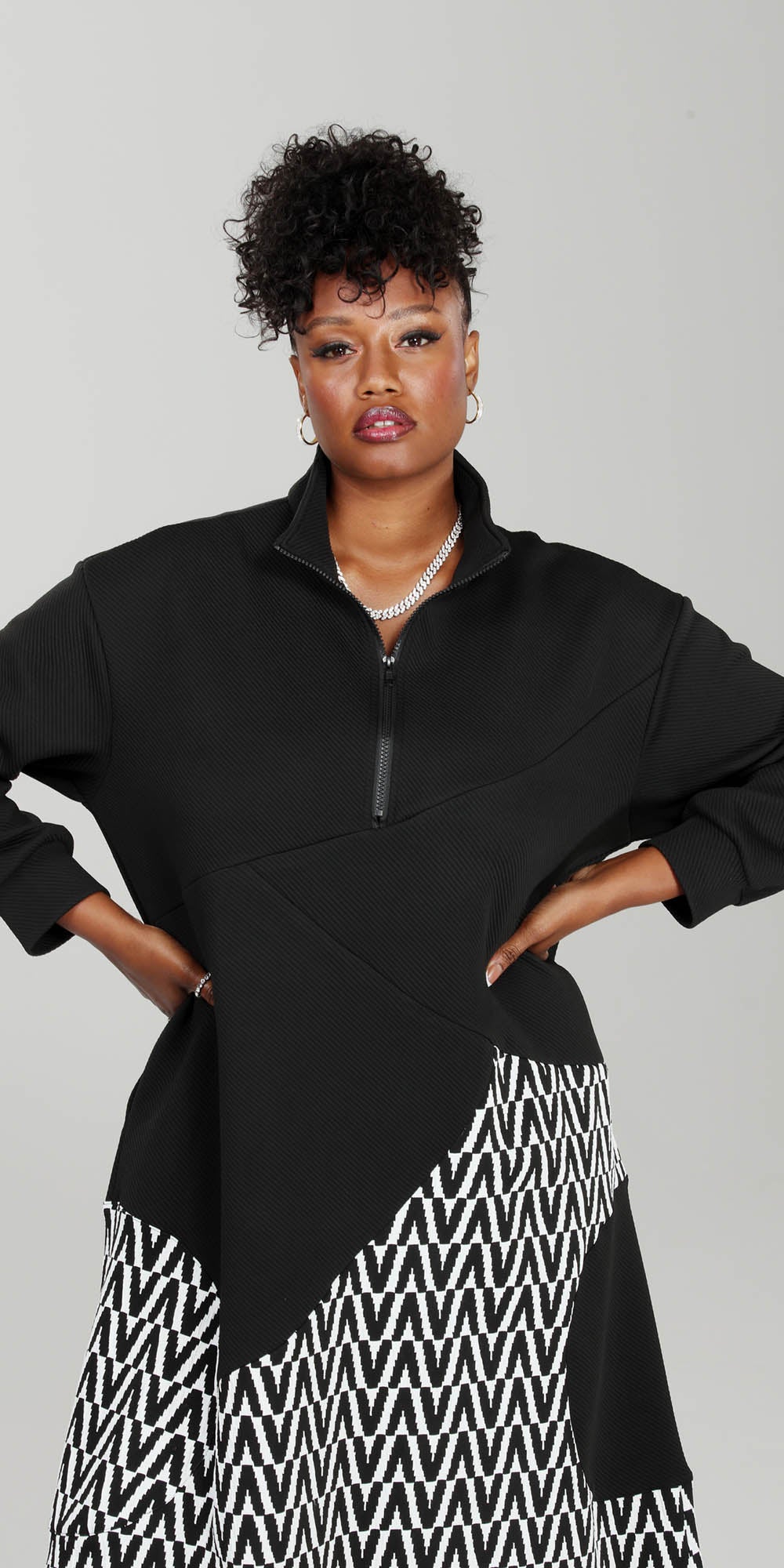 Luxe Moda - LM219 - Black White - Print Knit Zip Collar Dress