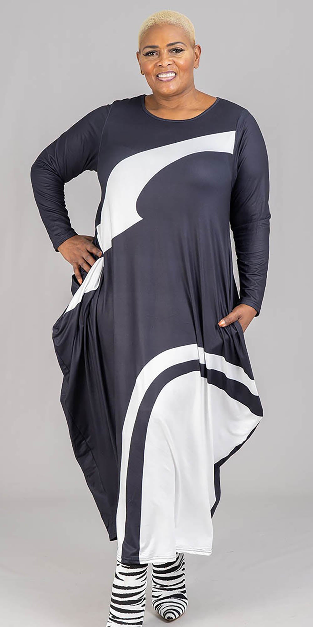 KaraChic CHH21064 - Black White Print Maxi Dress