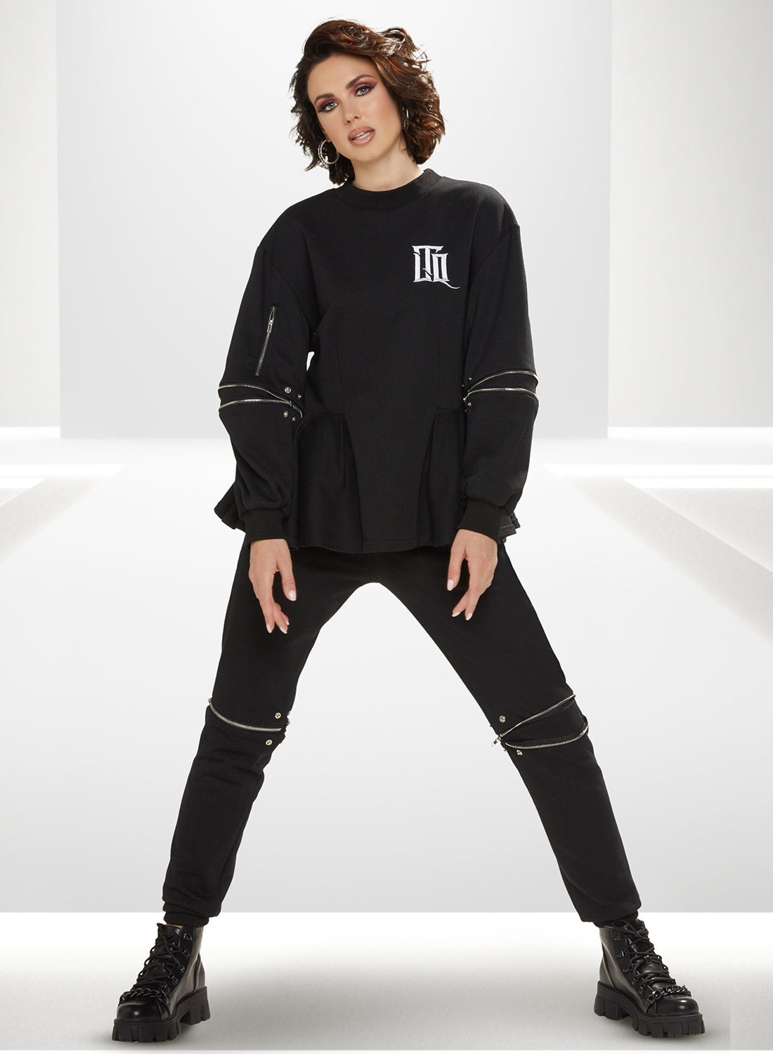 Love The Queen 17393 - Premium Quality Stretch Cotton Highstyle Jacket and Pant Set