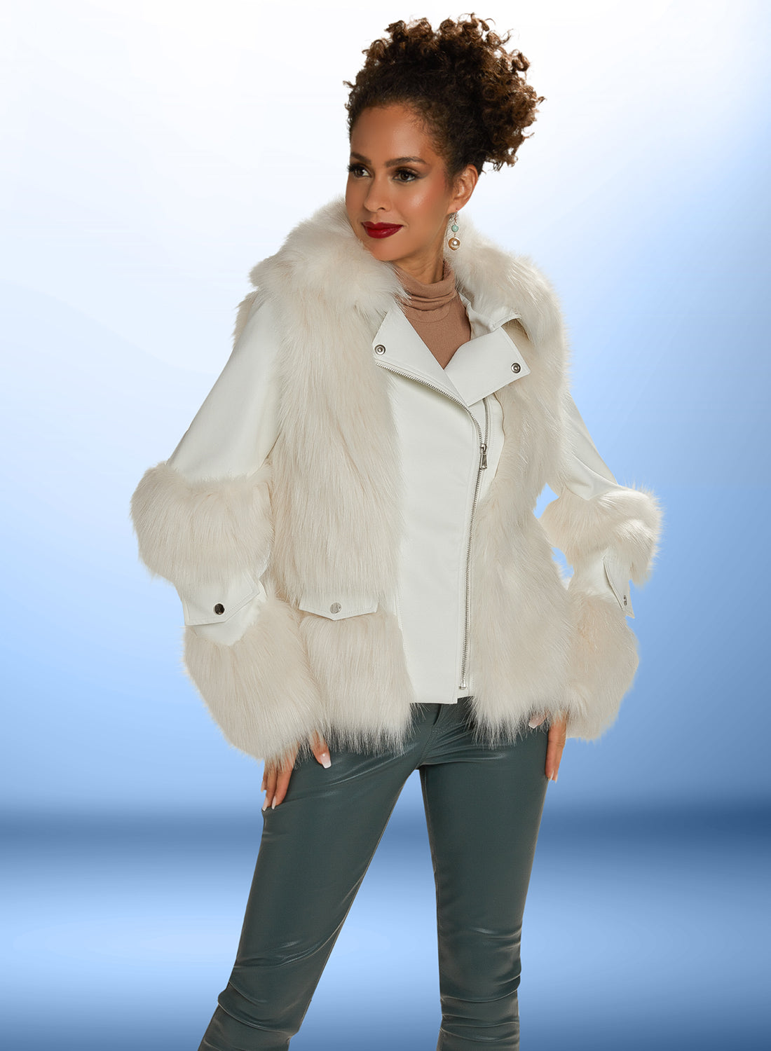 Love The Queen 17411 - White Faux Leather Jacket Trimmed with Faux Fur